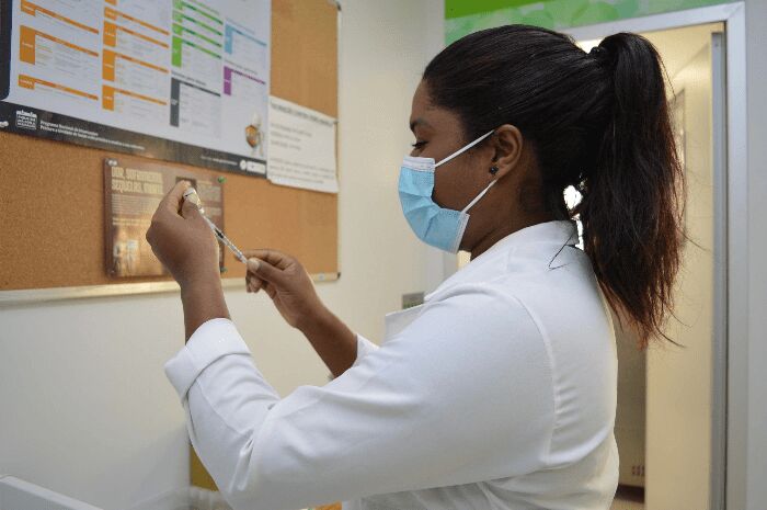 RESENDE DIVULGA CALENDÁRIO DE VACINAÇÃO CONTRA COVID-19