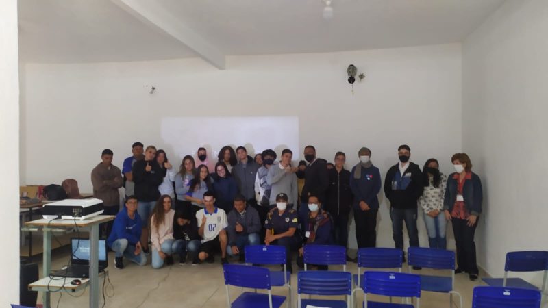 Volta Redonda orienta estudantes contra assédio sexual e violência