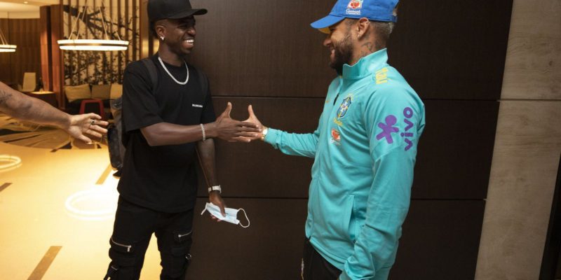 Finalistas da Liga dos Campeões se apresentam à seleção