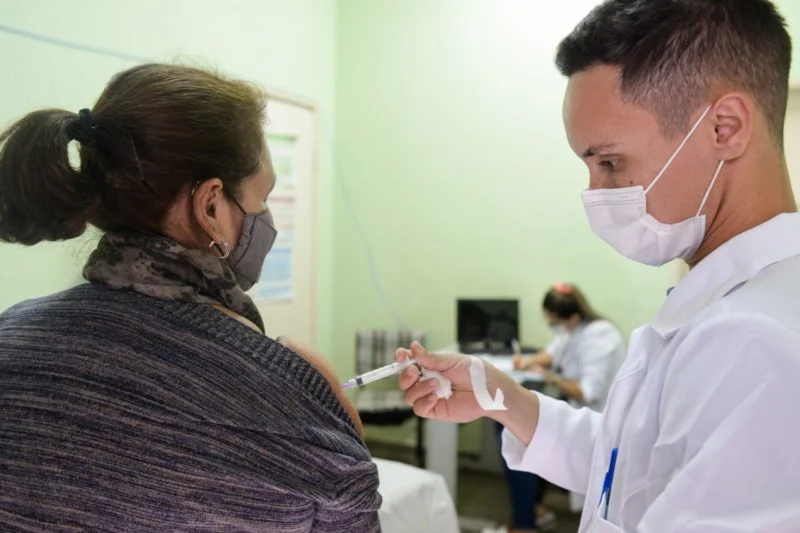Barra Mansa continua realizando imunizações contra Covid-19, Influenza e sarampo – Barra Mansa