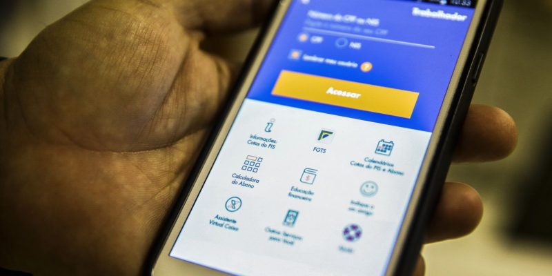 Trabalhadores nascidos em setembro podem sacar até R$ 1 mil do FGTS