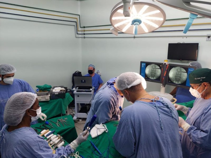 Projeto pioneiro no país completa dez cirurgias em Volta Redonda