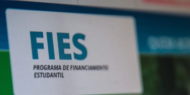 FNDE prorroga prazo para renovar contratos de financiamento do Fies