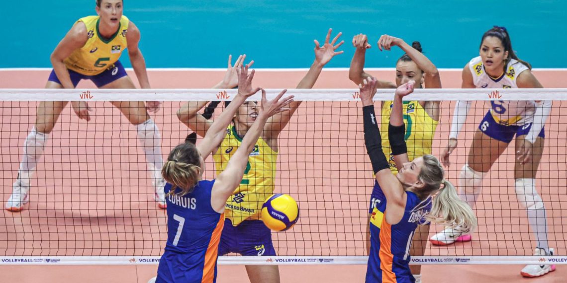 Liga das Nações: seleção feminina supera Holanda por 3 sets a 0