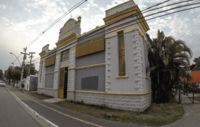 RESENDE ABRE ESPAÇO Z PARA ABRIGAR MORADORES EM SITUAÇÃO DE RUA DURANTE A NOITE 