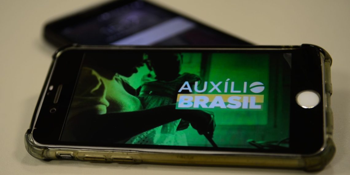 Novos benefícios terão limite de prazo e de custo, diz Tesouro