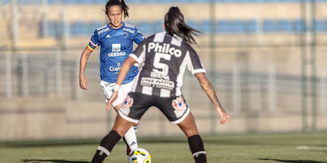 Cruzeiro derrota Santos por 4 a 2 no Brasileiro Feminino