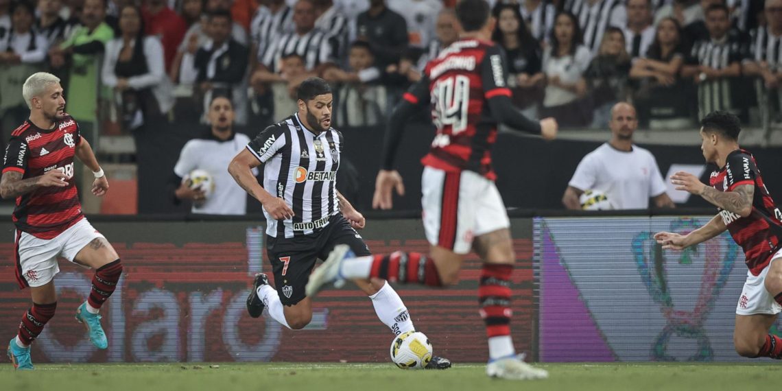 Copa do Brasil: Hulk desequilibra e Atlético-MG derrota Flamengo