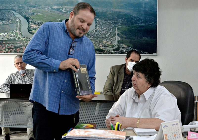 Volta Redonda contará com biblioteca para deficientes visuais
