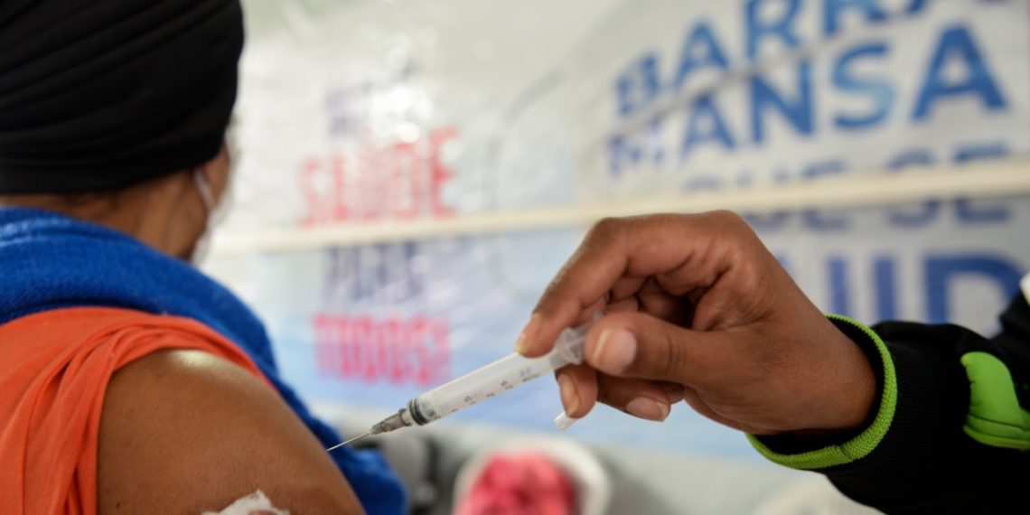 Barra Mansa segue com a aplicação de quarta dose contra Covid-19 em pessoas a partir de 40 anos – Barra Mansa