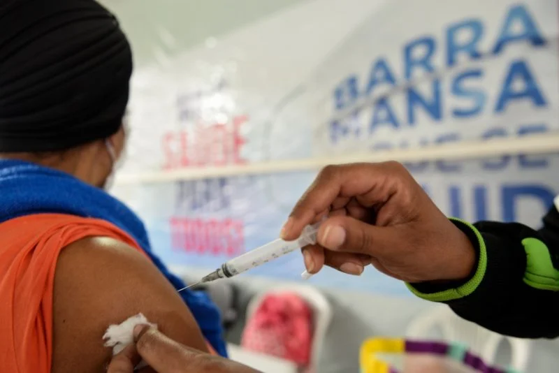 Barra Mansa segue com a aplicação de quarta dose contra Covid-19 em pessoas a partir de 40 anos – Barra Mansa