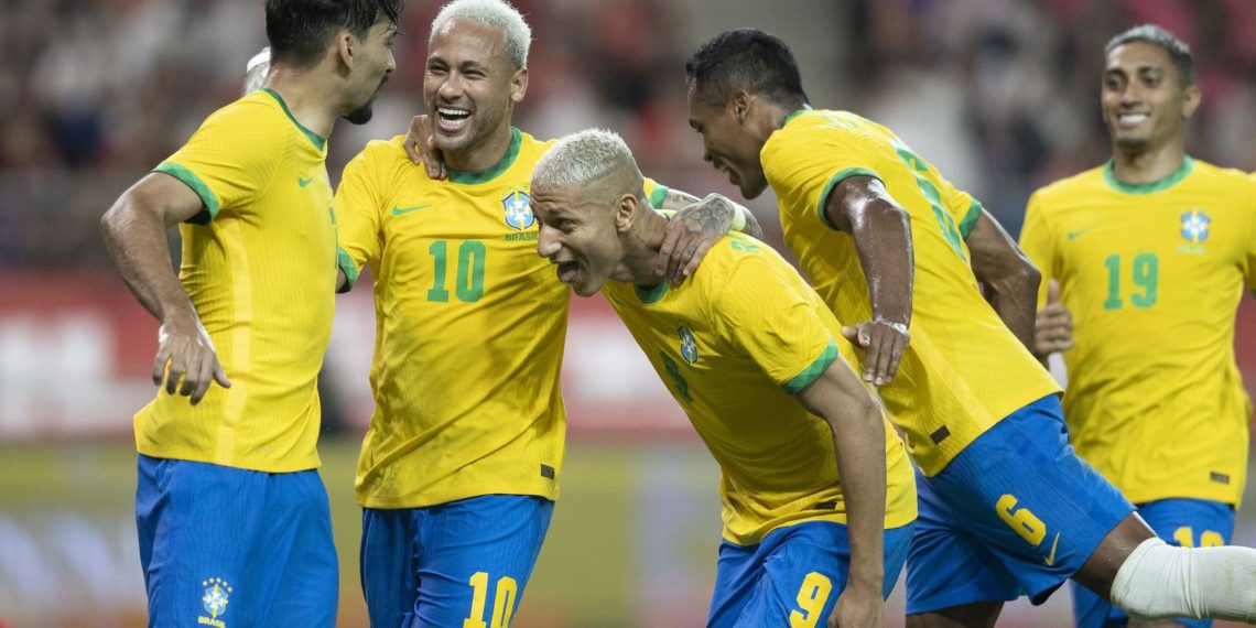 Brasil goleia Coreia do Sul por 5 a 1, com dois de pênalti de Neymar