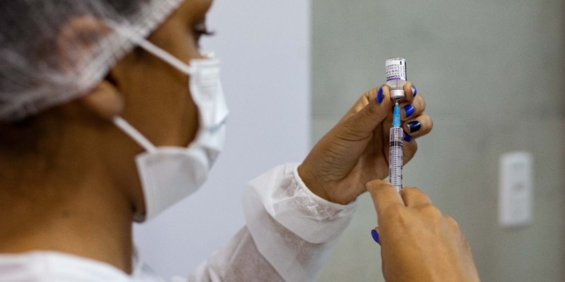 Volta Redonda começa a aplicar 4ª dose em pessoas a partir de 40 anos nesta terça-feira