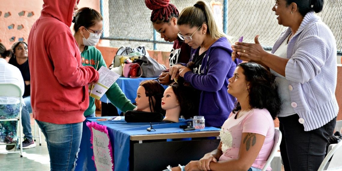 'Ação Comunitária' chega ao bairro Eucaliptal nesta terça-feira, em Volta Redonda