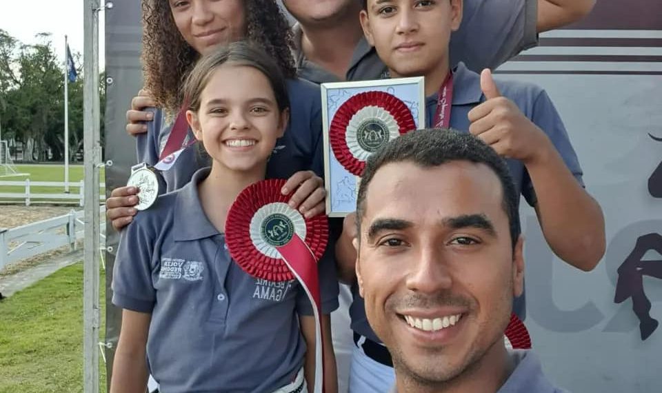 Escola de Hipismo da FGB volta a disputar Campeonato Estadual