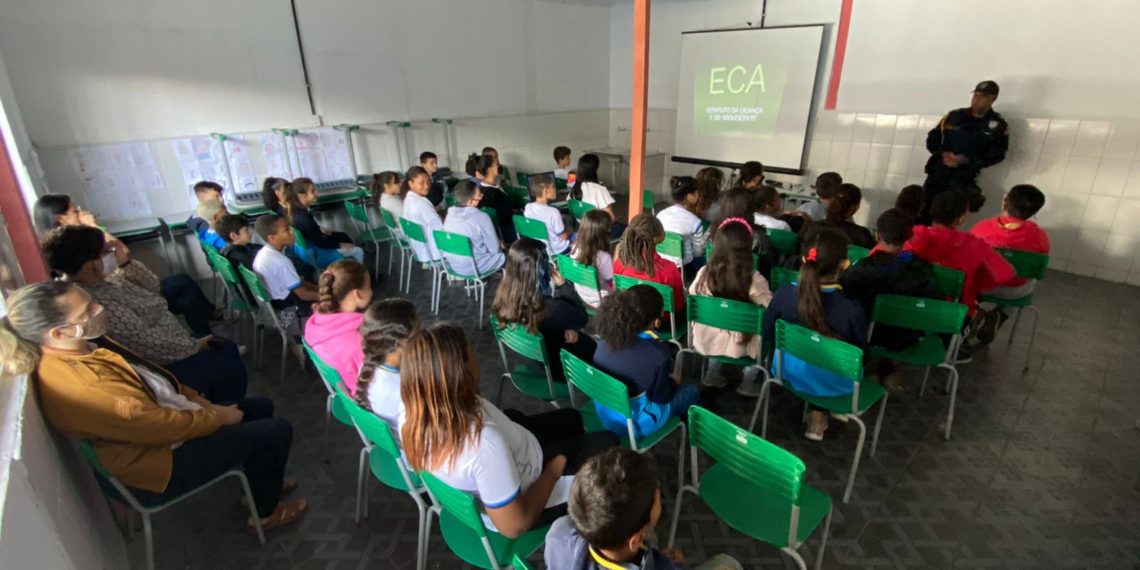 Guarda Municipal realiza instrução para alunos da rede pública – Barra Mansa
