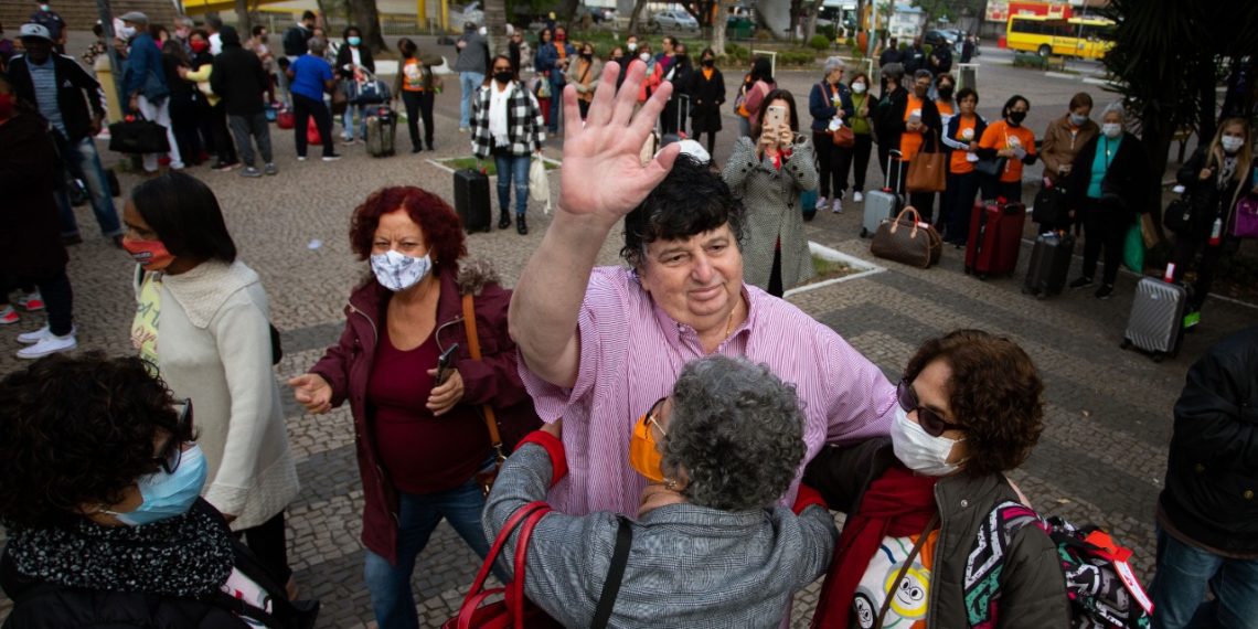 Primeiro grupo da Melhor Idade de Volta Redonda inicia viagem rumo a Teresópolis