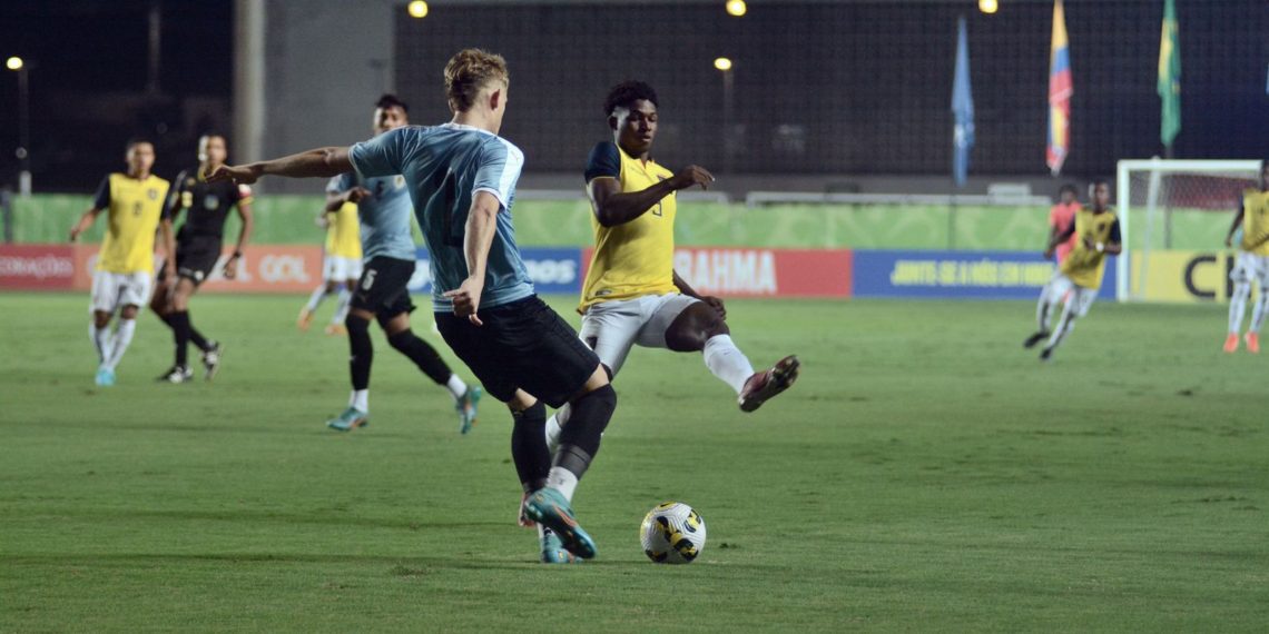Torneio Internacional Sub-20 começa com empate entre Equador e Uruguai