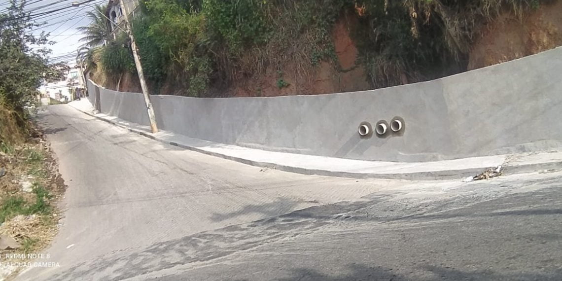 Furban entrega obra de muro de contenção no Açude, em Volta Redonda