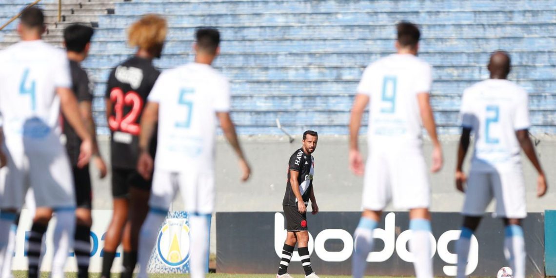 Vasco enfrenta o Londrina mirando a vice-liderança da Série B