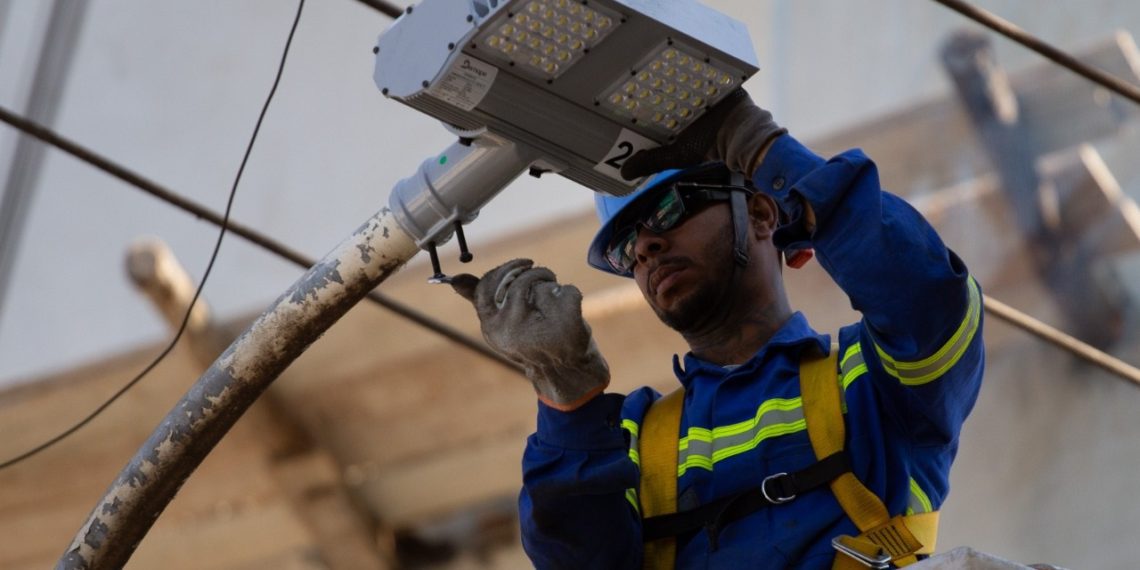 Obras de mobilidade avançam e Volta Redonda tem o primeiro corredor de LED ligando os dois lados da cidade