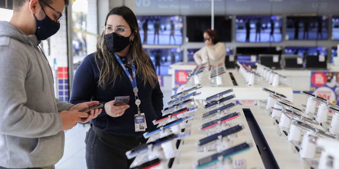 Indicador Antecedente de Emprego da FGV sobe 1 ponto