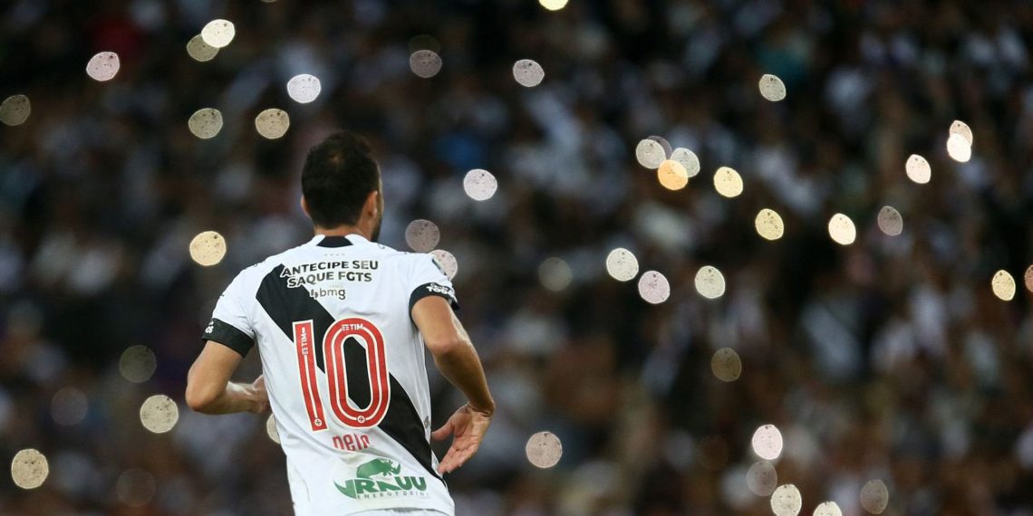 Em um Maracanã lotado, Vasco recebe o Sport pela Série B