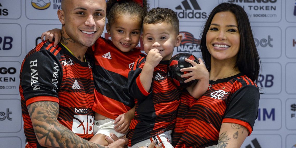 Everton Cebolinha diz que realiza um sonho ao acertar com o Flamengo