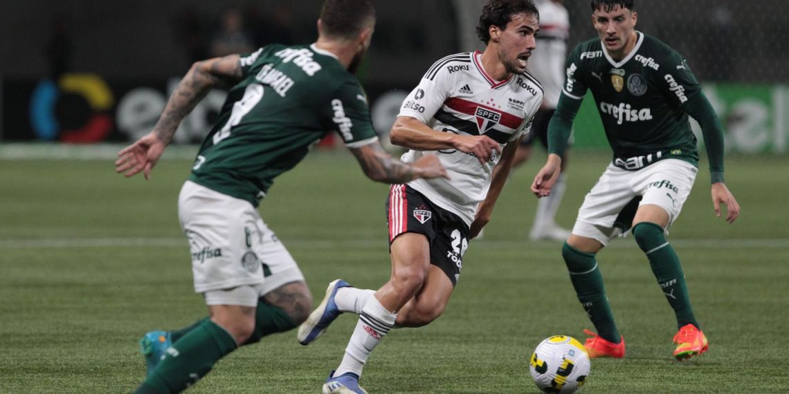 São Paulo vence Palmeiras nos pênaltis e avança na Copa do Brasil