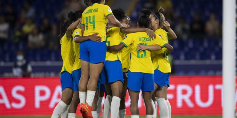 Brasil atropela Peru antes das semifinais da Copa América Feminina