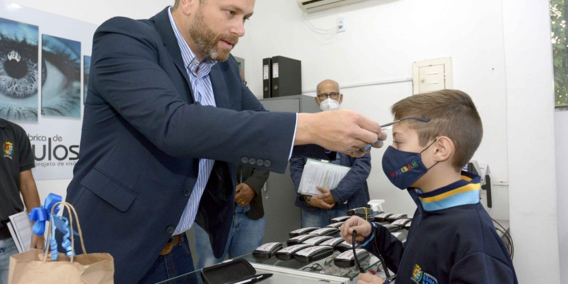 Fábrica de Óculos entrega mais unidades aos moradores de Barra Mansa – Barra Mansa