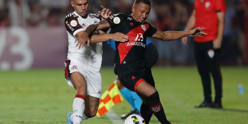 De olho no G4 do Brasileirão, Flamengo encara Atlético-GO no Maracanã
