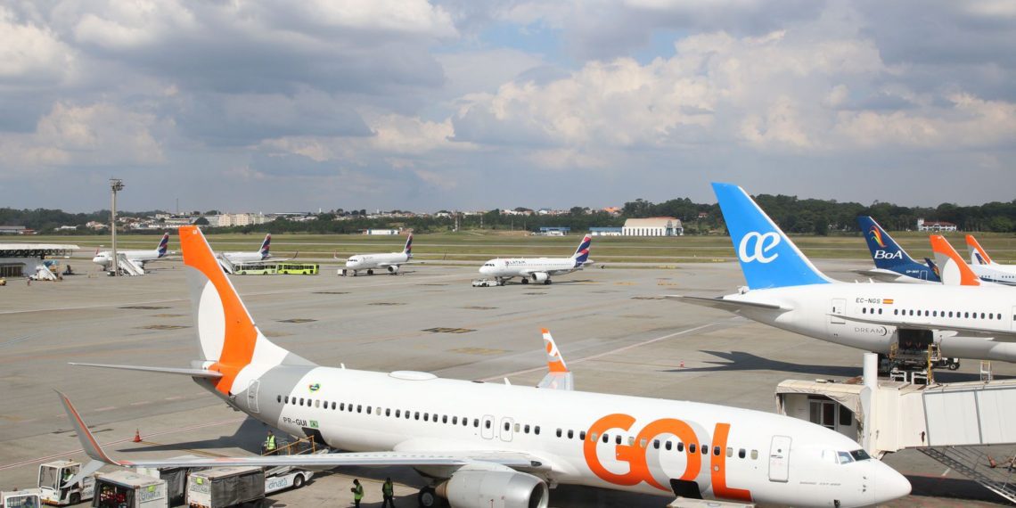 Petrobras aumenta querosene de aviação em 3,9%