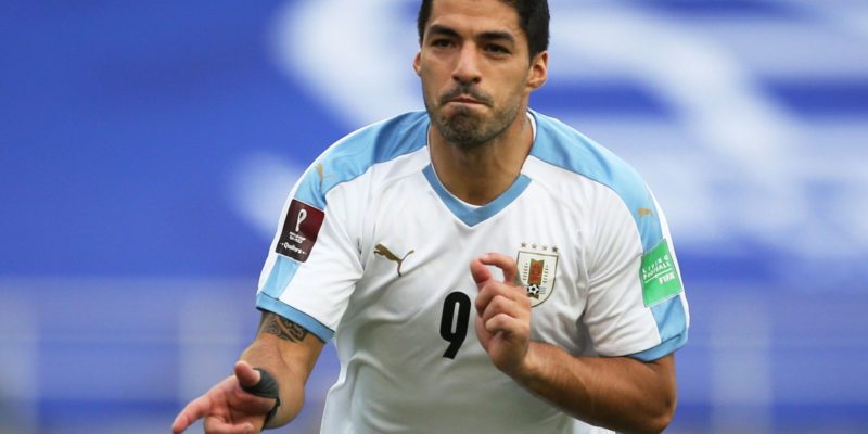 Nacional do Uruguai oficializa contratação de Luis Suárez