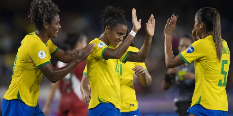 Brasil encara Paraguai em semi decisiva da Copa América Feminina