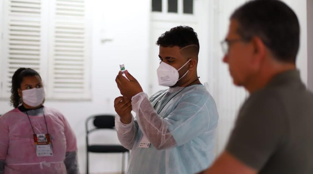Volta Redonda oferece plantão de vacinação e testagem neste fim de semana, dias 9 e 10