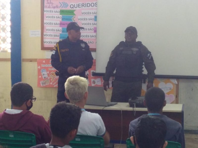 Guarda Municipal realiza instrução para alunos da rede pública de Barra Mansa – Barra Mansa