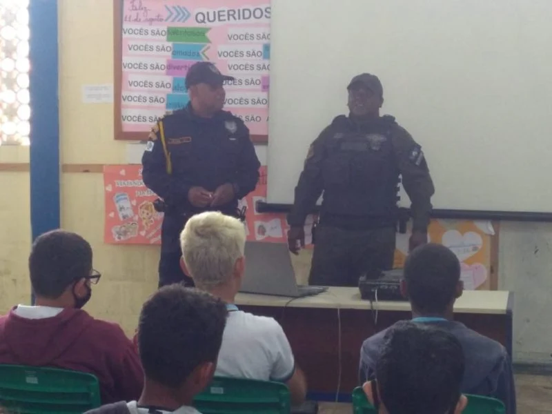 Guarda Municipal realiza instrução para alunos da rede pública de Barra Mansa – Barra Mansa