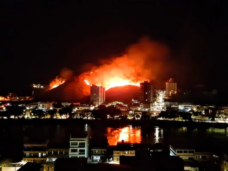 Saae e Defesa Civil participam de combate a incêndio em vegetação em Barra Mansa – Barra Mansa