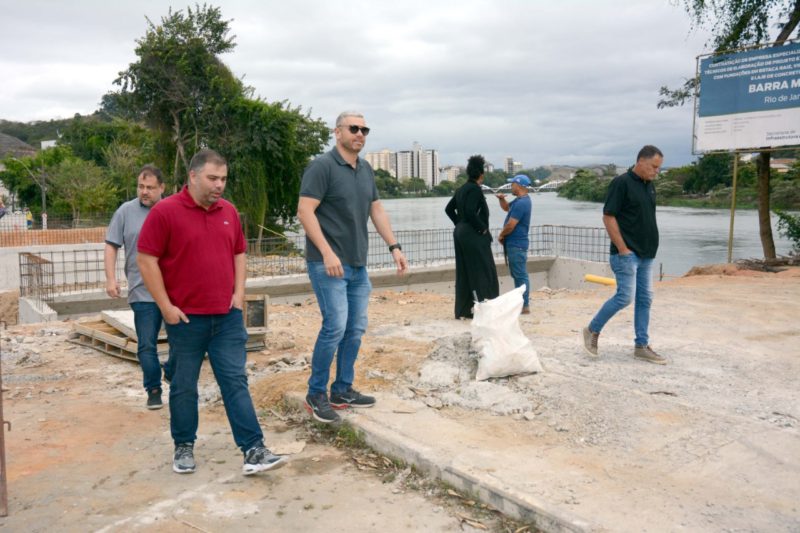 Prefeito Rodrigo Drable acompanha obras em andamento no município – Barra Mansa