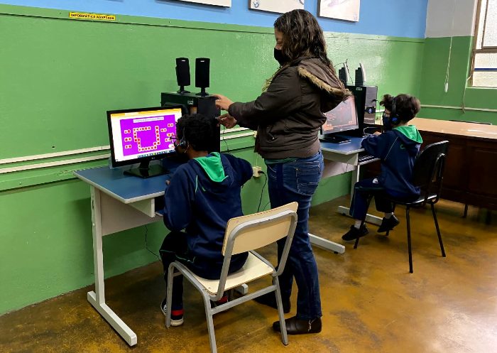PREFEITURA DE RESENDE ABRE 75 VAGAS DE ESTÁGIO PARA MEDIADOR ESCOLAR A ESTUDANTES DE DIFERENTES CURSOS