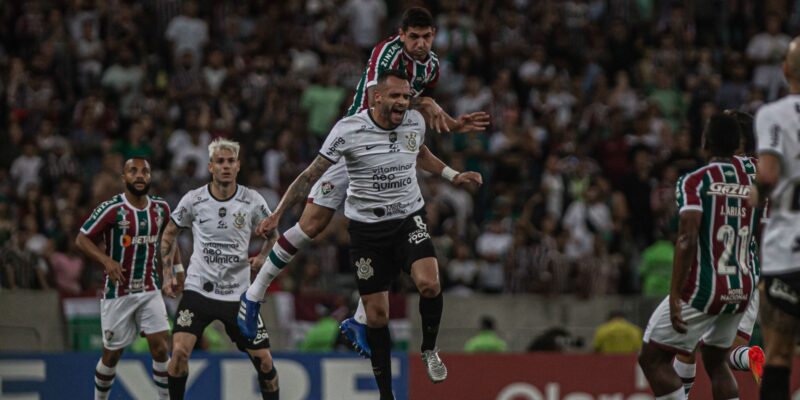 Copa do Brasil: Corinthians e Fluminense lutam por vaga na decisão