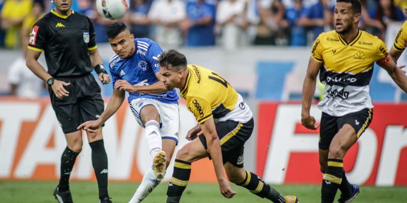Cruzeiro fica no 1 a 1 com Criciúma e adia acesso à Série A