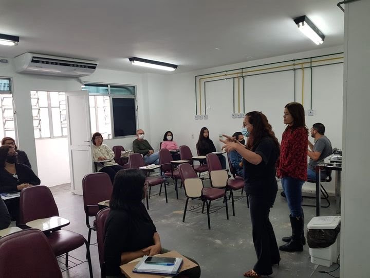 Prefeitura de Volta Redonda vai capacitar funcionários para atendimento aos surdos