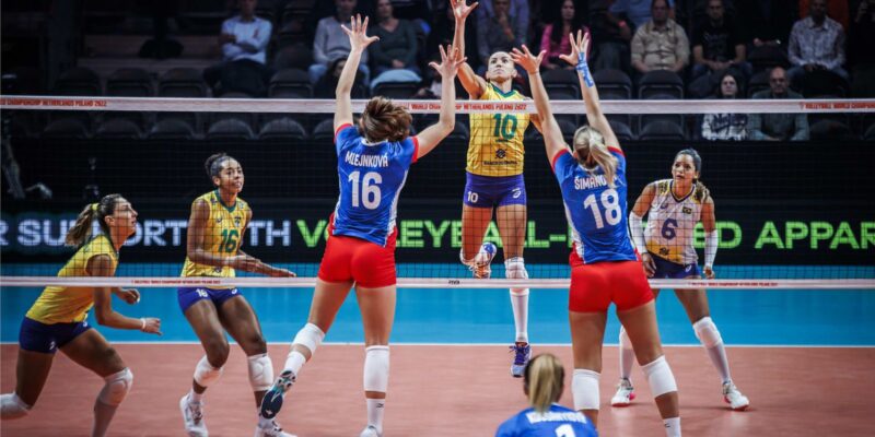 Brasil estreia com vitória no Mundial de vôlei feminino