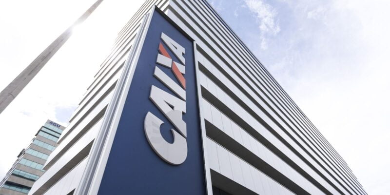 Caixa antecipará parcelas dos auxílios Caminhoneiro e Taxista