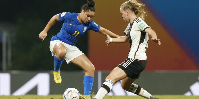 Brasil perde para Alemanha e dá adeus à Copa do Mundo sub-17
