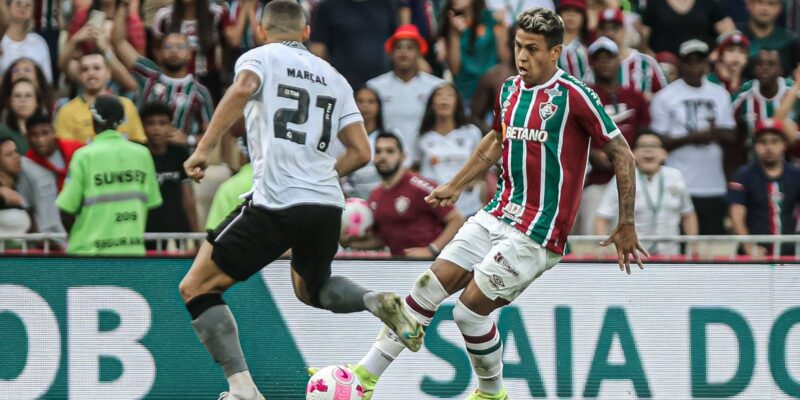 Brasileiro: Matheus Martins brilha e Flu arranca empate com Botafogo