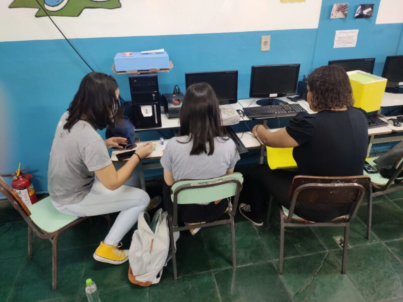 Estudantes de Volta Redonda vão participar da Mostra Nacional de Robótica