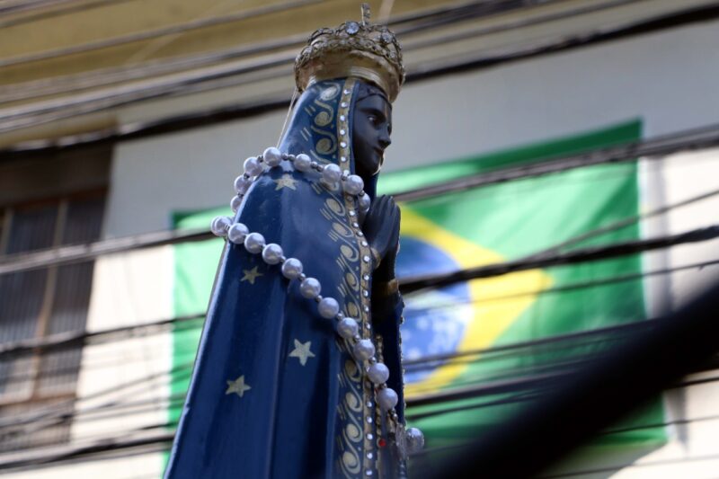 Barra Mansa comemora Dia de Nossa Senhora Aparecida com retorno de tradicional procissão – Barra Mansa